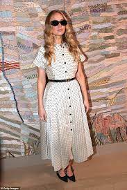 To date, her films have grossed over $6 billion worldwide. Pe4zk1xpzgcm9m