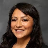 Raquel Roman's Instagram, Twitter & Facebook