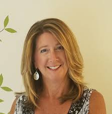 Before I became a doctor, I had certain experiences that hinted at our  mind's true potential. I now believe these experiences may be the key to  medicine's future, and here's why.