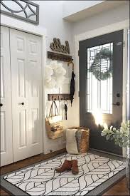 60 Modern Living Room Decoration Ideas Pinses Home Garden Inspiration Farmhouse Decor Living Room Farm House Living Room Entryway Decor Small