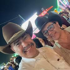 Alejandro Corrales Félix added...