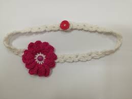 ربطة شعر كروشيه بخيط قطن تركي تصلح للكبار والصغار يتغير المقاس من الزرار Crochet Crochet Necklace Drawings
