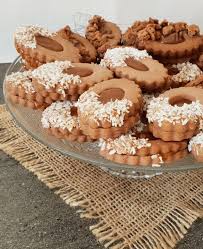 Sables Au Caramel Beurre Sale Et Ganache Chocolat Au Crumble Gateaux Et Desserts Crumble Gourmandise