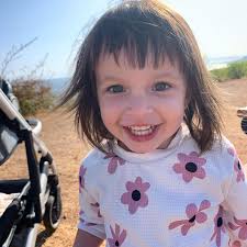 Kimberly Vandenberg (@kimswim) • Instagram photos and videos