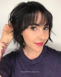 Modern Joan Jett Hairstyle 99haircuts Short Hair With Bangs Bob Haircut With Bangs Hairstyles With Bangs