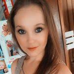 Amanda Ratz's Instagram, Twitter & Facebook