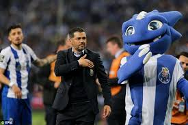 Na sérgio conceição (born 15 november 1974) is a portuguese footballer who plays as a right winger for portuguese club fc porto. Everton Eyeing Porto Boss Sergio Conceicao As Potential Replacement For Manager Sam Allardyce Daily Mail Online