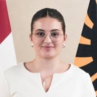 100+ "Layla" profiles