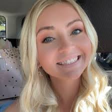 Ruthie Russo's Instagram, Twitter & Facebook