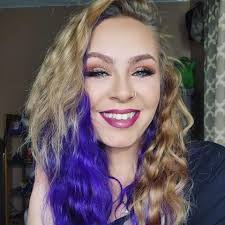 Shayla Gross's Instagram, Twitter & Facebook