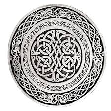 The true unbroken and interconnected knot work that is characteristic of celtic knot designs began around the 7 th century in northern italy and southern gaul. Wallace Circular Celtic Knot Buckle Belt Yecomstyle Ofsweden