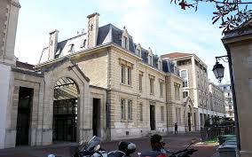 Ancienne Manufacture Des Tabacs A Issy Les Moulineaux Monuments Historiques Monuments Historique