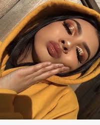 Sara Jerabek (sarajerabek82)