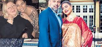 Aslen diyarbakır erganili olan süreyya yalçın, servetiyle forbes listesine girmeyi başardı. Sureyya Yalcin Annesini Mutluluktan Aglatti