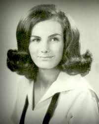 Diane Edwards's Instagram, Twitter & Facebook