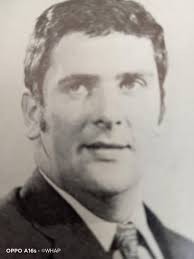 Right guys time to exercise those memory cells Trying to create a file with  your help, please add any names of managers 1970's-1980's General store  Managers: Tony Sproulle Derek Firth Dave Friend