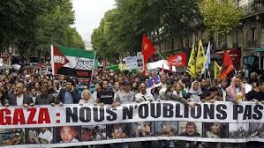 May 14, 2021 · la traditionnelle manifestation du vendredi soir en faveur de la palestine a, ce vendredi 14 mai 2021, pris un tour particulier à l'aune des affrontements actuels. La France Le Seul Pays Democratique A Interdire Ces Manifestations La Manifestation Pro Palestine De Paris Maintenue Malgre L Interdiction Site De La Chaine Almanar Liban