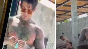 Se filtra video de Yeferson Cossio con posible sobre de drogas, seguidores  lo defienden: Dejen la morronguería