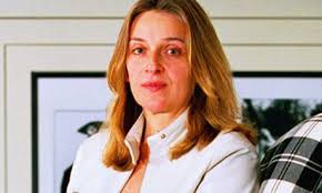 Sue Douglas in talks to pay up to £10m for majority stake in Sunday People 