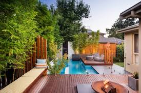 Piscine Exterieur 90 Photos Sur L Amenagement Piscine Amenagement Jardin Jardin Moderne Amenagement Piscine