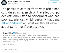 توییت های RealYourBrainOnPorn (BrainOnPorn) به طور مستقیم از صنعت پورنو  حمایت می کنند ، به خصوص Pornhub - Your Brain On Porn