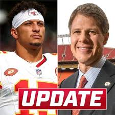 Patrick Mahomes restructures his contract with Kansas City Chiefs