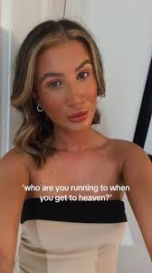 Chloe Mcwilliams Trucker