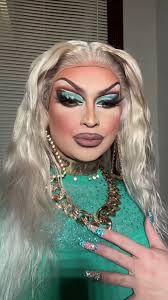 Come get ready with me for a drag show #fyp #dragqueen #drag #transfo...