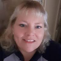 Robin Sammons's Instagram, Twitter & Facebook