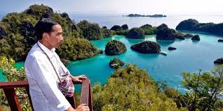 10 foto pemandangan alam indonesia terindah wisatabaru com kumpulan gambar pemandangan terindah di dunia pemandangan alam gunung hutan pohon paling cantik memandang di kejauhan deretan. 7 Surga Alam Indonesia Yang Lebih Indah Dari Maldives