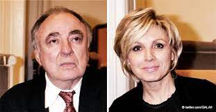 Cette place occupée pendant ces années lui a permis de conquérir progressivement le coeur des français. Evelyne Dheliat Sa Fille Olivia Qui Se Fait Si Discrete Et Avec Laquelle Elle S Entend Pourtant Si Bien