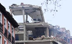 La explosión de madrid de 2021 fue una tragedia ocurrida el miércoles 20 de enero de ese año, cuando una fuga de gas natural provocó el estallido de un edificio situado en la calle de toledo, madrid, españa. Axnhq01kgp 0zm