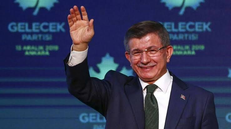 Son Dakika... Sosyal medya hesabından duyurdu: Davutoğlu siyaseti bıraktı, Gelecek  Partisi'ni feshetti - Son Dakika Siyaset Haberleri | Cumhuriyet