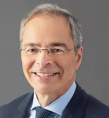 Le Sénat a-t-il trouvé son indépendance?