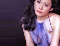 松坂慶子 美乳乳首が透けて見えちゃってる日本を代表する美人女優の激エロお宝グラビア動画 - 懐かしのＡＶ女優と芸能人のお宝動画