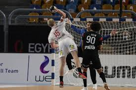 منتخب الدنمارك لكرة اليد هو الممثل الرسمي لدولة الدنمارك في لعبة كرة اليد. Ø¨Ø£Ø¯Ø§Ø¡ Ø¨Ø·ÙˆÙ„ÙŠ Ù…Ù†ØªØ®Ø¨ Ø§Ù„ÙŠØ¯ ÙŠØ®Ø³Ø± Ø£Ù…Ø§Ù… Ø§Ù„Ø¯Ù†Ù…Ø§Ø±Ùƒ Ø¨Ø±Ù…ÙŠØ§Øª Ø§Ù„ØªØ±Ø¬ÙŠØ­ ÙˆÙŠÙ†Ù‡ÙŠ Ù…ØºØ§Ù…Ø±ØªÙ‡ Ø¨Ø§Ù„Ù…ÙˆÙ†Ø¯ÙŠØ§Ù„ Ù‚Ù†Ø§Ø© ØµØ¯Ù‰ Ø§Ù„Ø¨Ù„Ø¯