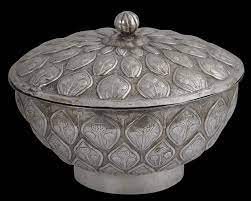 If you want to know how to say silver in malay, you will find the translation here. Malay Silver Lidded Lotus Pattern Bowl Michael Backman Ltd