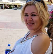 Jest wniosek o odwołanie Ursuli von der Leyen! "Jest niezdolna do  kierowania Unią Europejską"; "Musimy zmienić kierowcę"  https://wpolityce.pl/polityka/733514-jest-wniosek-o-odwolanie-von-der-leyen-zmienic-kierowce