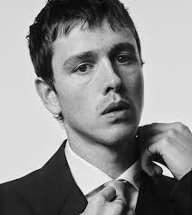 Harris Dickinson, dalla working class a Hollywood. Intervista all'attore