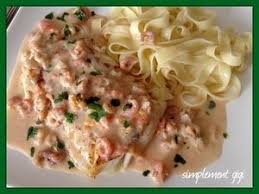 Coeur De Cabillaud Crevettes Grises Sauce Creme Au Vin Blanc Crevettes Grises Recettes De Cuisine Crevette Recette