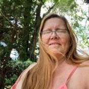 Anne Gerlach's Instagram, Twitter & Facebook