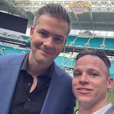 Richard Anthony (@richard.anthonygomez) • Instagram photos and videos