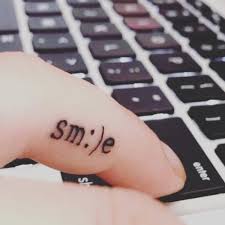 Cách chơi trò tạo hình bóng con vật trên tường bằng tay. Hinh XÄƒm Chá»¯ á»Ÿ Tay Ä'áº¹p Nháº¥t Tattoo Chá»¯ Cho Nam Ná»¯