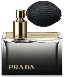 Prada La Femme Prada L Eau Eau De Toilette Prada De Volta Aos Anos 40 Perfumes Importados Perfumes De Grife Vidros De Perfume