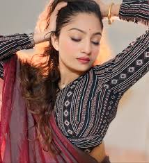 Good morning 🩷❤️‍🩹🫂 @sanam.joshi1 #sanamjoshi😈 #sareelove #sareedraping  #saree