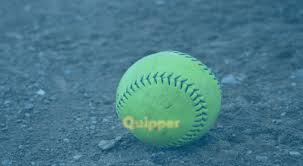 Lapangan softball memiliki 3 base (tempat berhenti) yaitu base i, base ii, dan base iii. Ukuran Lapangan Softball Pengertian Aturan Bentuk Dan Cara Bermain