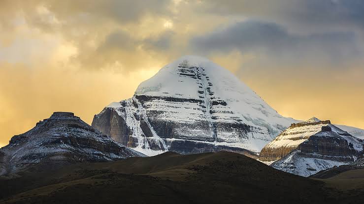 Live: Splendid winter view of Mount Kailash in China's Xizang - CGTN