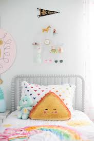 So here are some of the changes i made to achieve an organized and fun shared bedroom for 3 kids. Shared Room Ideas For Three Girls Lay Baby Lay