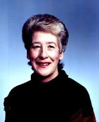 Clara Beck's Instagram, Twitter & Facebook