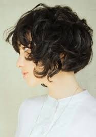 I stood out in the crowd so much that i felt like i couldn't do anything wrong as a kid because everyone remembers me. Korean Short Hair With Bangs Curly Bpatello